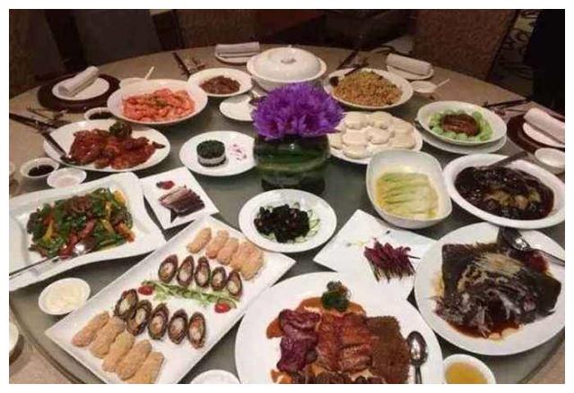 去饭店点菜有窍门,点了这四道菜,老板就知道你是"行家"