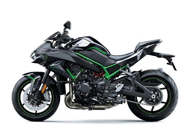 不该被忽视的摩托车四缸水冷998cc液晶屏双减震30万起