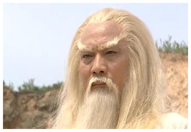 水月洞天:尹仲模仿龙神的成神之路,为何成了魔?原因很无奈