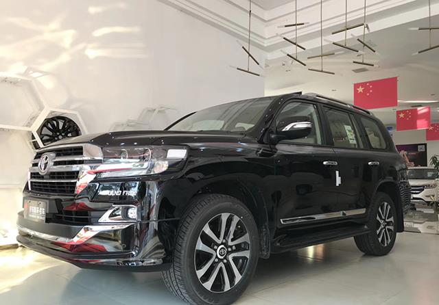 兰德酷路泽gt到店:八气囊 新颜值,有点小贵-新浪汽车