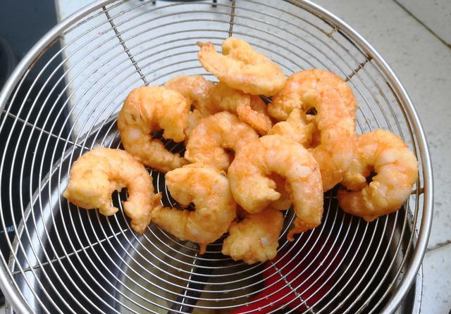 脆炸虾仁:虾仁的神仙吃法,上桌就被抢光光