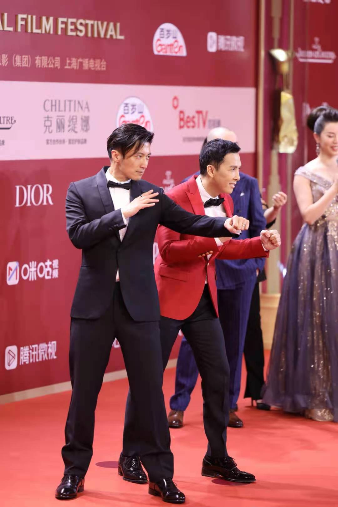 谢霆锋出席电影怒火重案活动谈及导演陈木胜泪洒现场