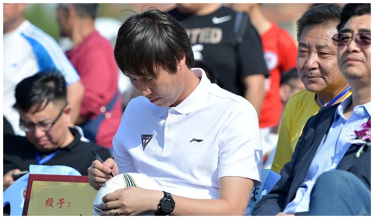 深夜10点,曝李铁含泪主动辞职,却提一无理要求,陈戌源很无奈休闲区蓝鸢梦想 - Www.slyday.coM 深夜10点,曝李铁含泪主动辞职,却提一无理要求,陈戌源很无奈休闲区蓝鸢梦想 - Www.slyday.coM