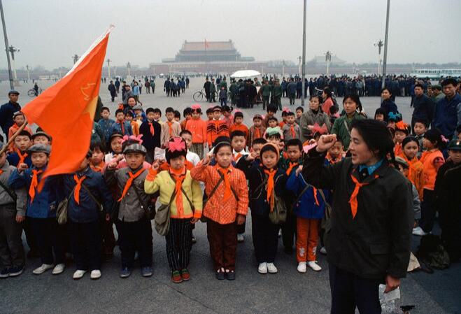 80后出生的年代什么样?四十年变化这么大__财经头条