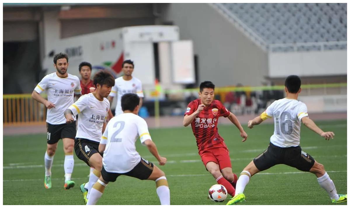 深夜10点,曝李铁含泪主动辞职,却提一无理要求,陈戌源很无奈休闲区蓝鸢梦想 - Www.slyday.coM 深夜10点,曝李铁含泪主动辞职,却提一无理要求,陈戌源很无奈休闲区蓝鸢梦想 - Www.slyday.coM