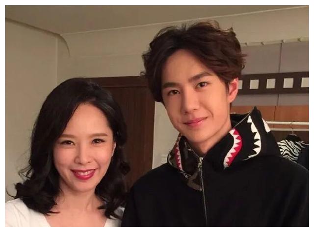 吴天心|王一博|身材_新浪新闻