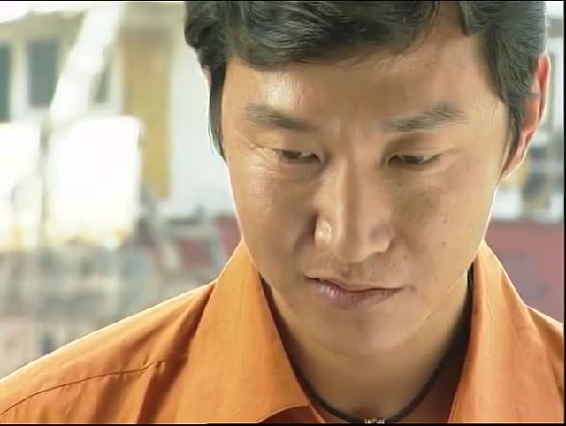 插翅难逃豪哥讲义气抢劫来的钱一分不要全给死去的阿辉