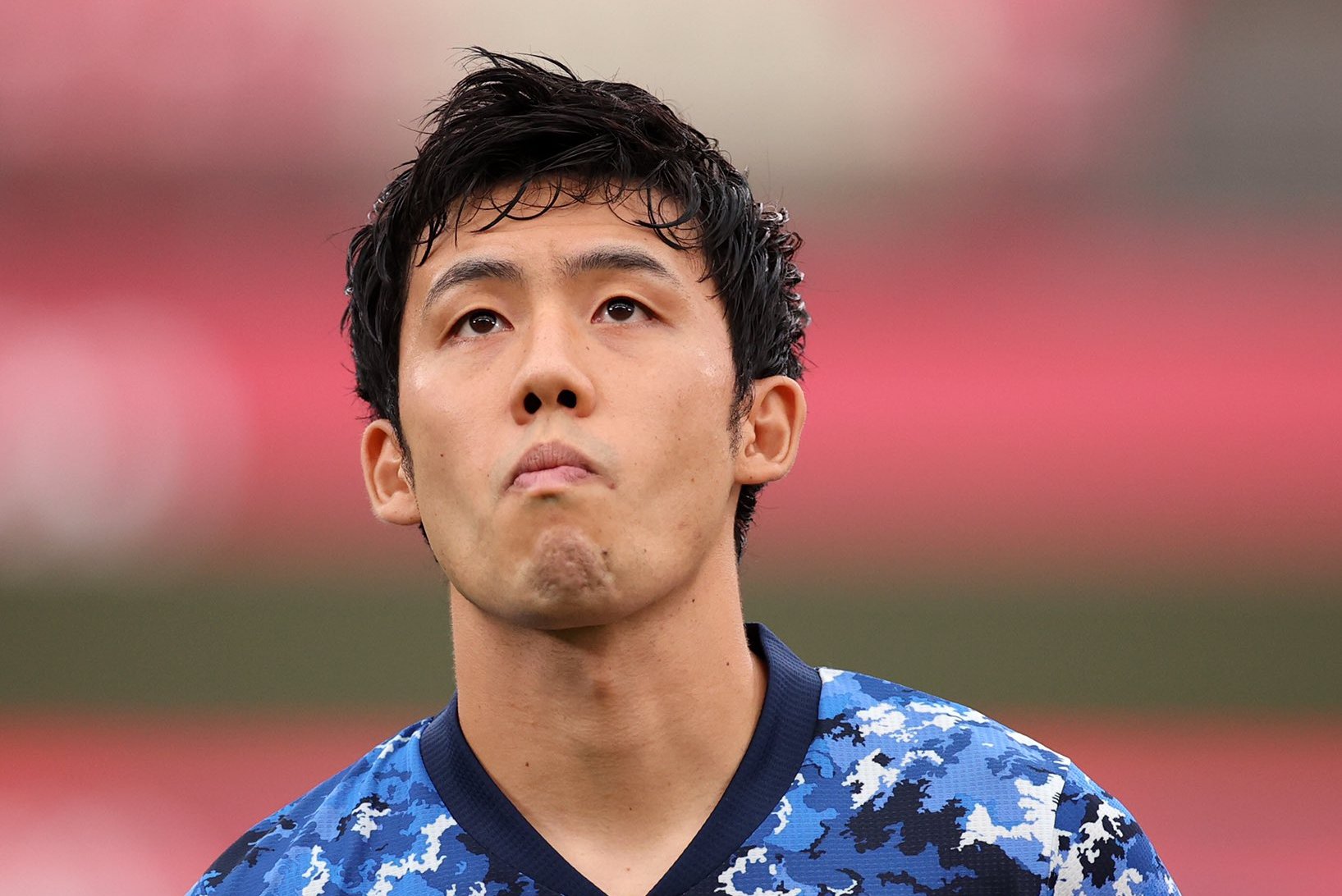 日本国脚远藤航成德甲英雄,将继续担任斯图加特队长|远藤|斯图加特