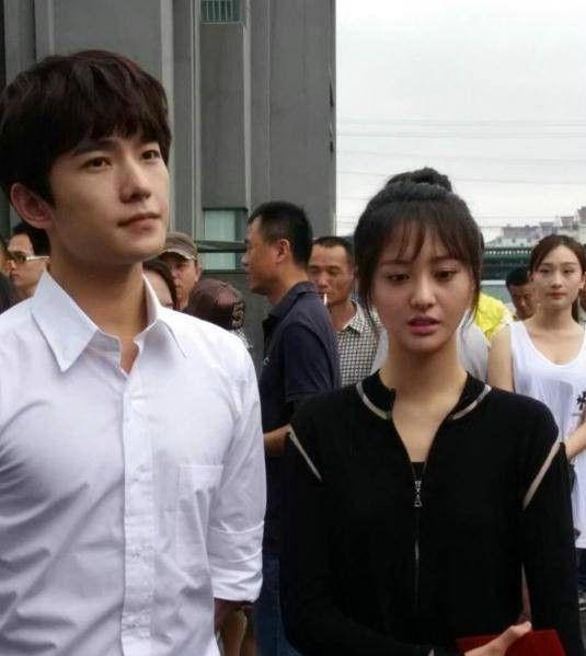 郑爽深夜秀恩爱, 恋爱坐实, 满脸幸福