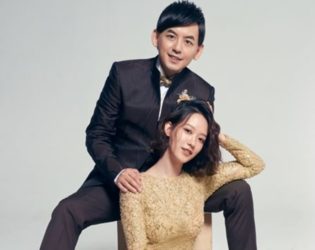 晒与孟耿如婚纱照 黄子佼:继续用爱抗疫情