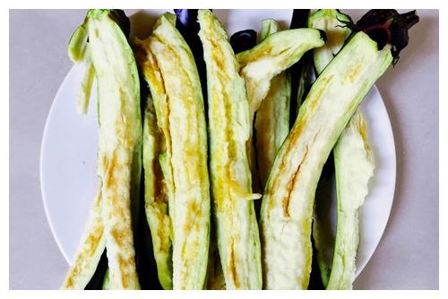 东北炖菜有“四大天王”,小鸡炖蘑菇只能排第二,你吃过几种呢?休闲区蓝鸢梦想 - Www.slyday.coM 东北炖菜有“四大天王”,小鸡炖蘑菇只能排第二,你吃过几种呢?休闲区蓝鸢梦想 - Www.slyday.coM