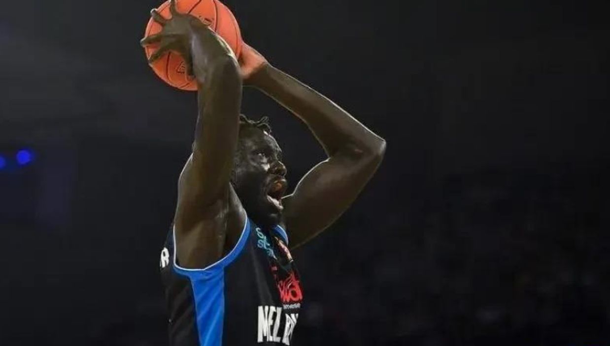 官宣离队！阿丘尔加盟同曦板上钉钉？传统鱼腩真不一定能得到他休闲区蓝鸢梦想 - Www.slyday.coM