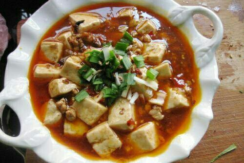 《中华小当家》里的麻婆豆腐,最重要的一步原来这么简单休闲区蓝鸢梦想 - Www.slyday.coM 《中华小当家》里的麻婆豆腐,最重要的一步原来这么简单休闲区蓝鸢梦想 - Www.slyday.coM