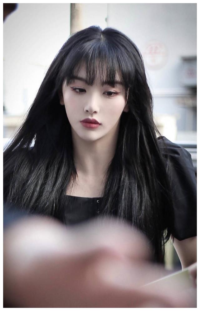 孔雪儿靠颜值终于翻盘生图下的侧颜真是天使级别