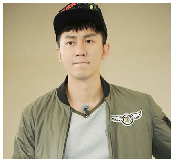 八季元老,也是跑男团中的"力量担当",其自跑男第一季节目开始奔跑至今