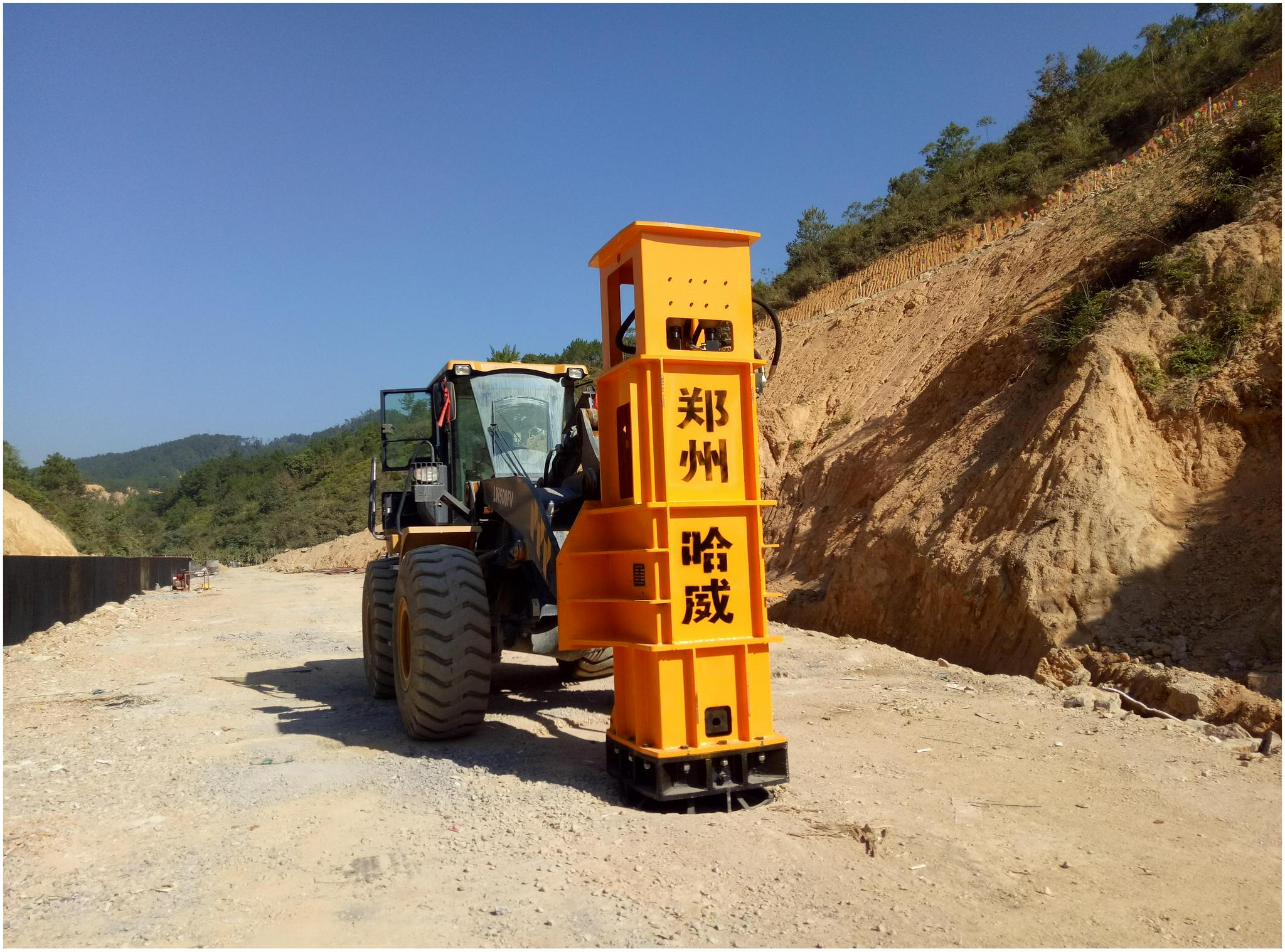 冲击夯实机的工作原理及施工技术详解|机械|夯击|强夯_新浪新闻