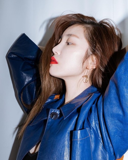 韩国女歌手全孝盛sns发照秀火爆身材