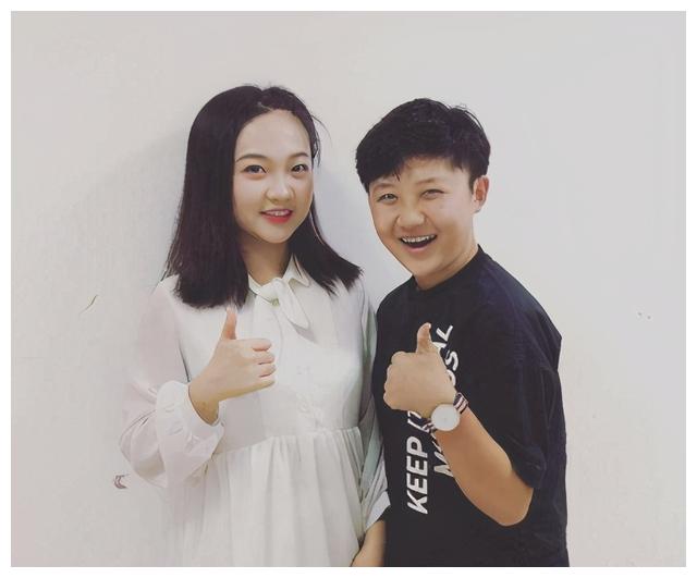 马伊琍"儿子",为长个打3年激素,今23岁和10岁孩子一般__财经头条