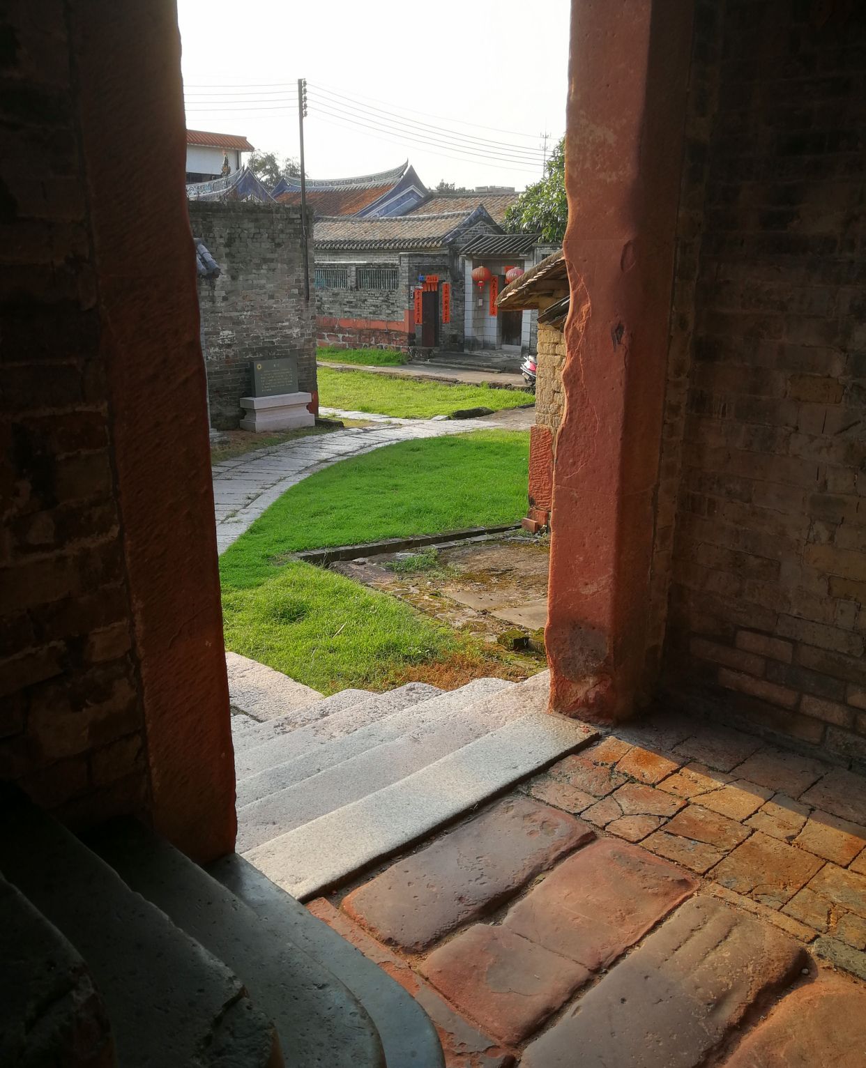 探索东莞石排塘尾村,一座规模庞大而又保存完好的古村落