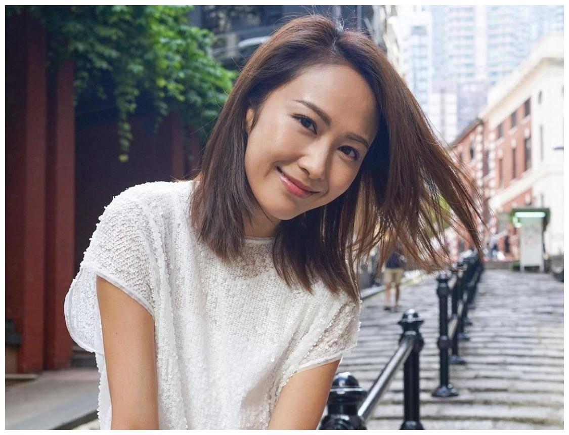 汤怡现身活动宣传透露曾因唱歌难听被人拒绝当不成歌手