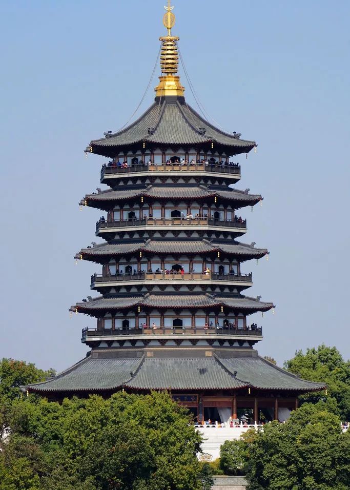杭州雷峰塔和南京琉璃塔,谁与争锋?