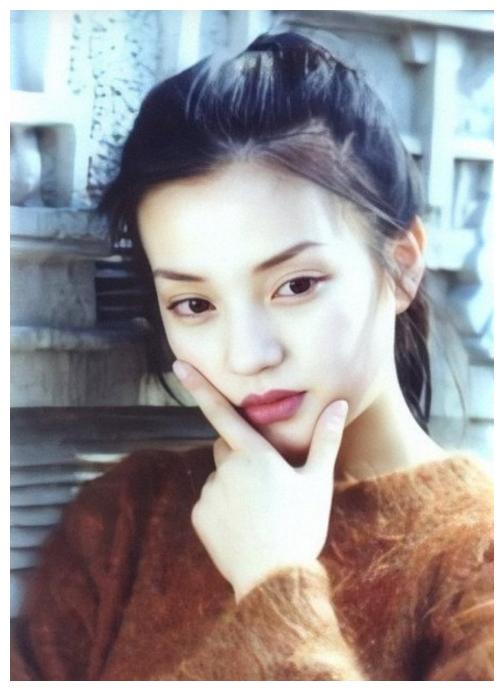 赵薇恋上汪雨黄有龙,他却娶了赵薇闺蜜|赵薇|汪雨|叶茂青_新浪新闻