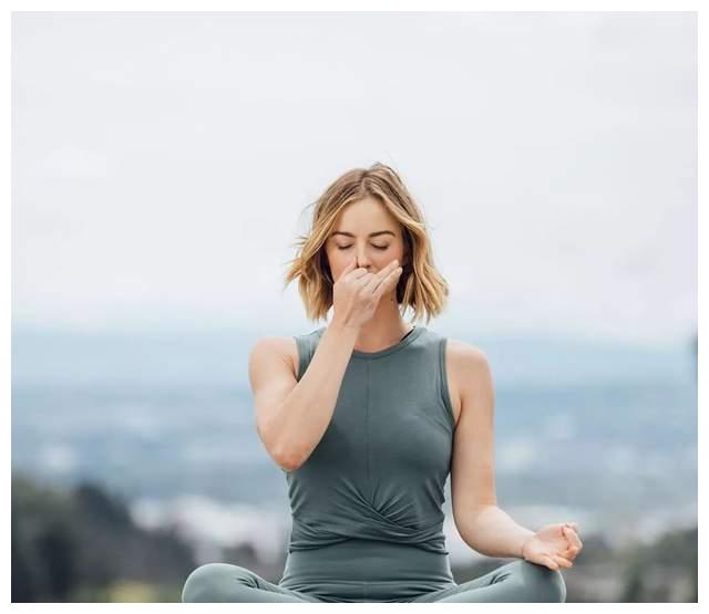 试试这4个瑜伽呼吸法!__财经头条