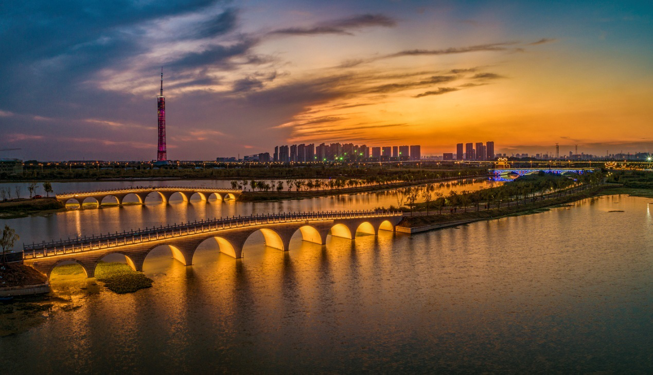 镜头下的运河之都水懂我心自然淮安大运河国际摄影展开展