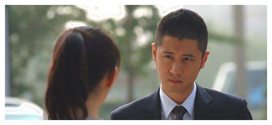 任重也出演了许多的影视剧,但一直都不冷不热的,直至2010年,凭着电视