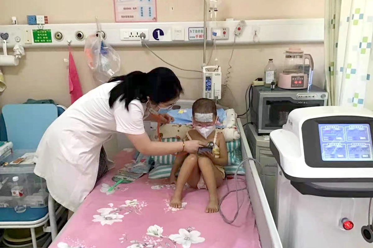 4岁女孩患白血病,一个月后姥姥查出乳腺癌,妈妈崩溃:该救谁?休闲区蓝鸢梦想 - Www.slyday.coM 4岁女孩患白血病,一个月后姥姥查出乳腺癌,妈妈崩溃:该救谁?休闲区蓝鸢梦想 - Www.slyday.coM