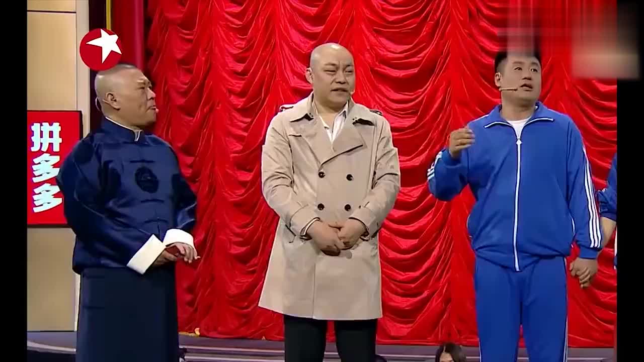 宋晓峰妻子罕见露面,没想到也是专业二人转演员,俩人很有夫妻相