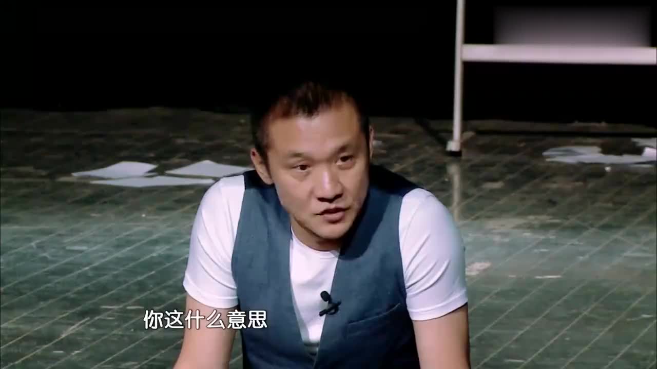 石头激烈呛声质疑黄志忠突袭甄别考,黄志忠大怒:你有什么资格