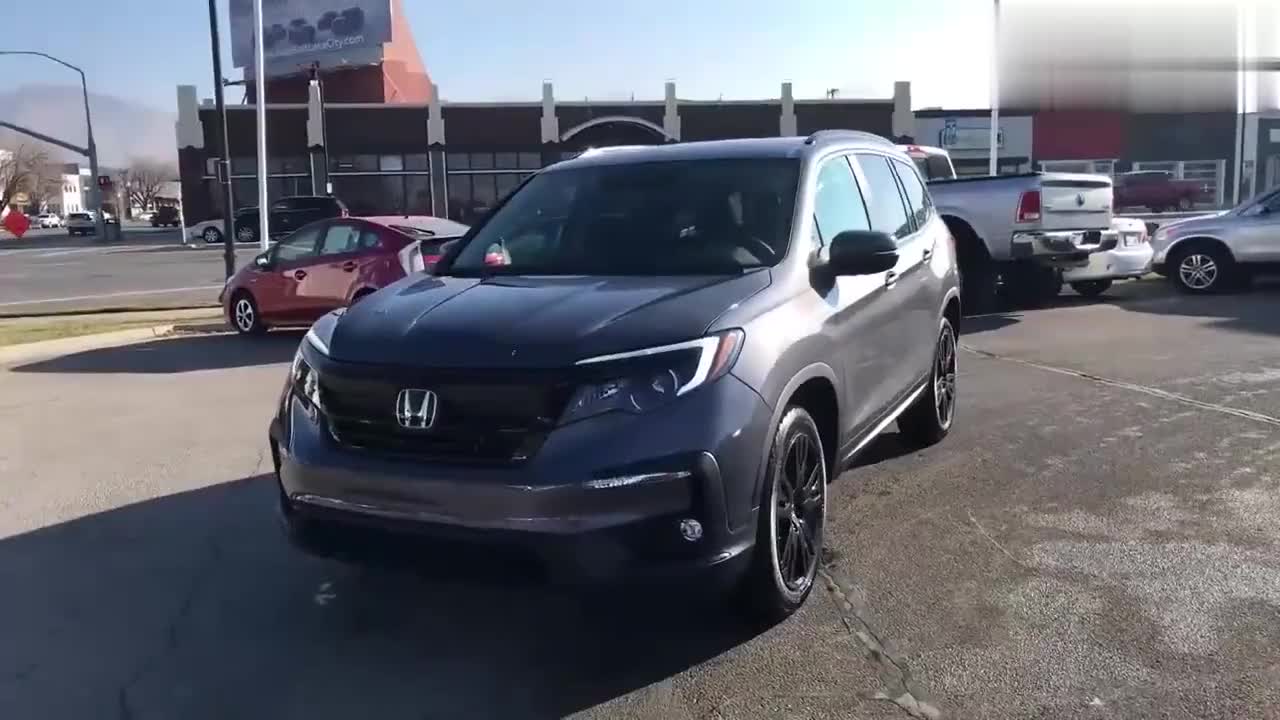 2021款本田飞行员pilot七座版到货,拿到钥匙坐进车内,太喜欢了