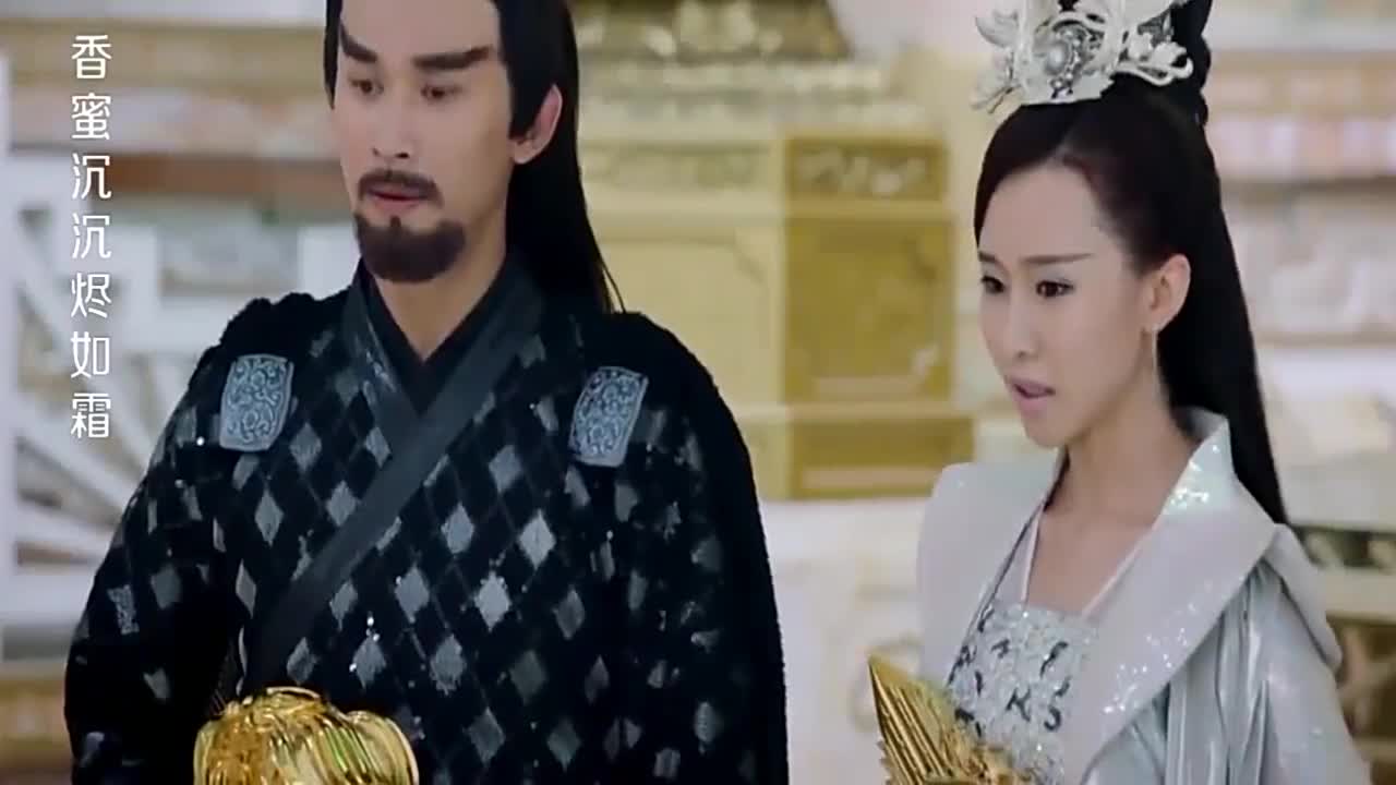 润玉被折磨得不堪入目,旭凤直接给了他一剑,殊不知是在救他!