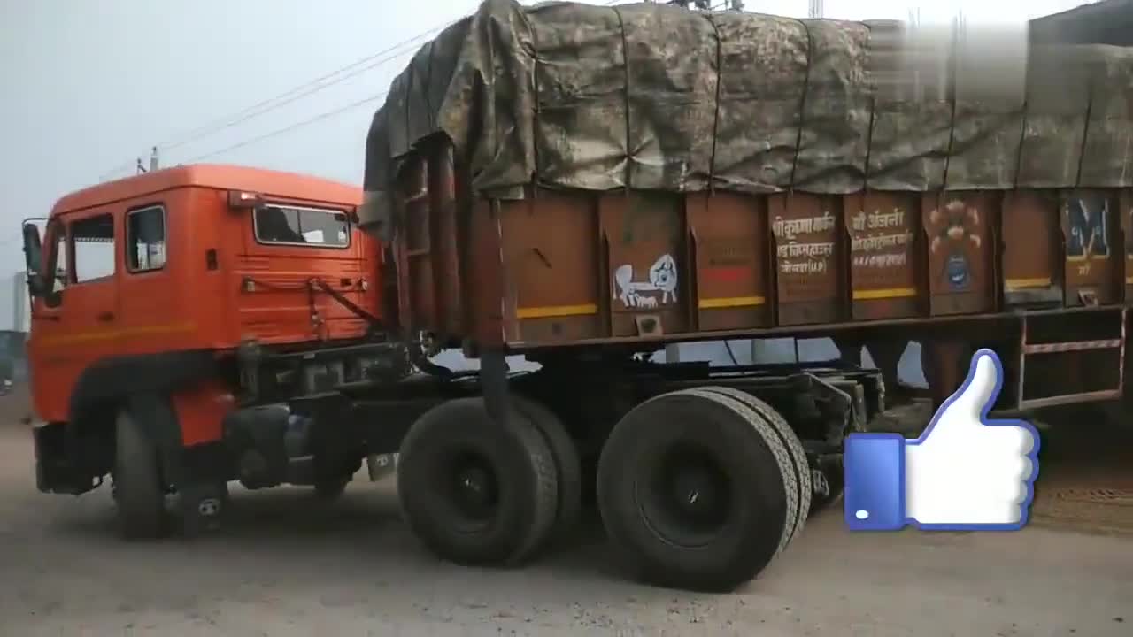 疑惑多年,半挂车倒库,如何打方向盘,跟相反方向吗