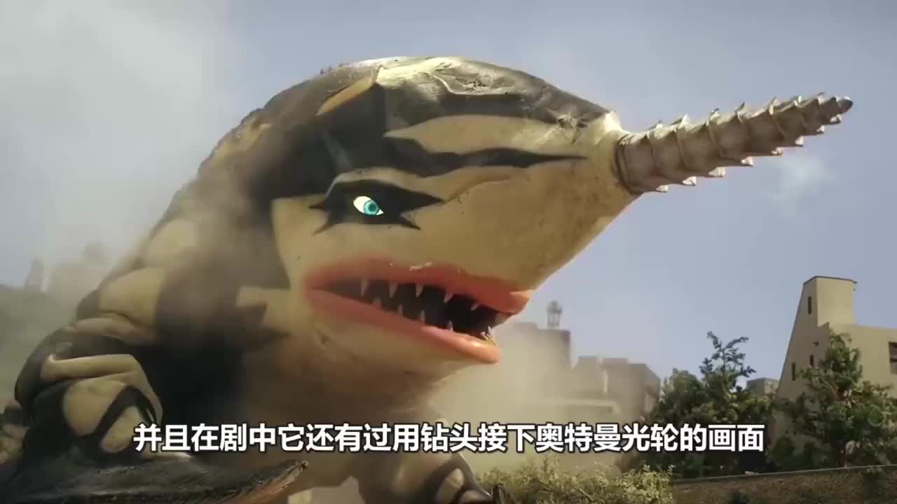 奥特曼中的怪兽客串王它有着玉米大棒子的称呼战斗画面太搞笑