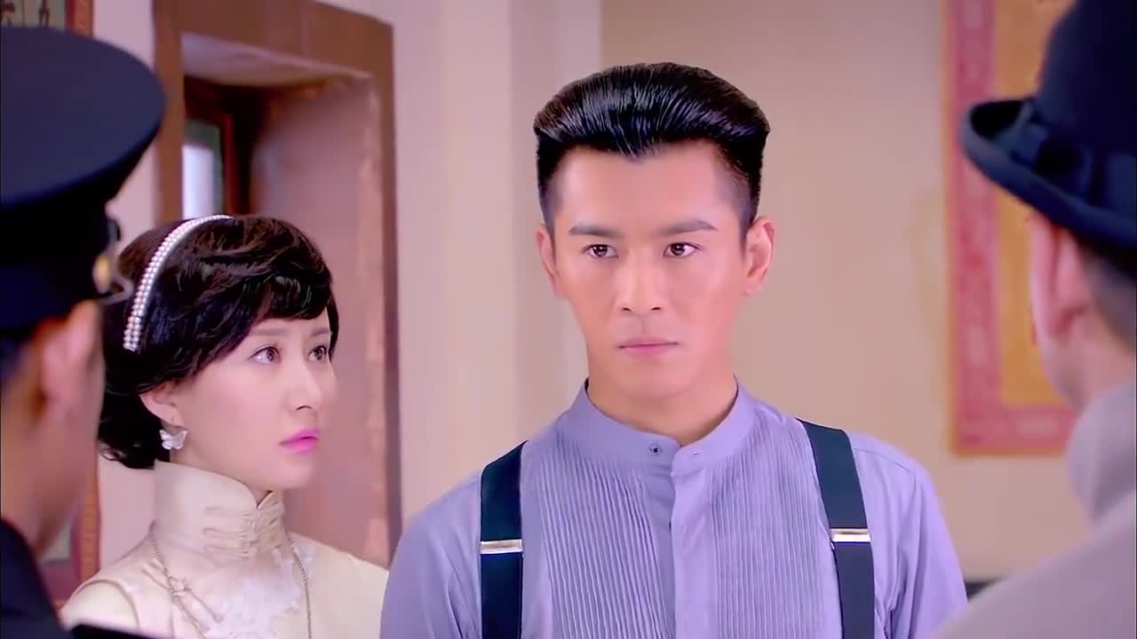 毓婉含泪告别心中所爱 为您推荐: 毓婉使用苦肉计搭救允唐,心机女红羽