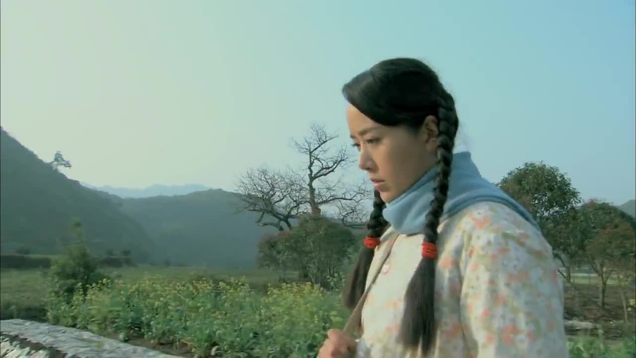 油菜花香:英子得知京生出事,一气之下晕了,支书吓到了