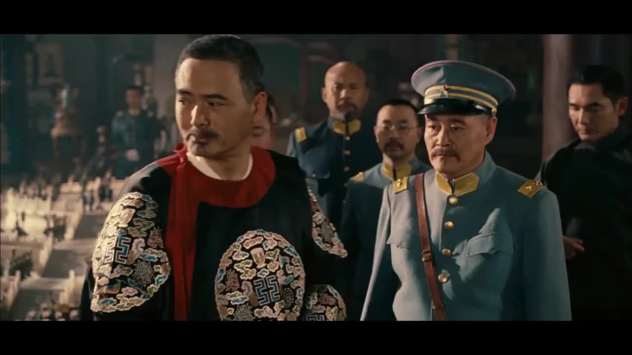 护国大将军蔡锷,被刘德华演的帅得一塌糊涂,绝对是民国男神