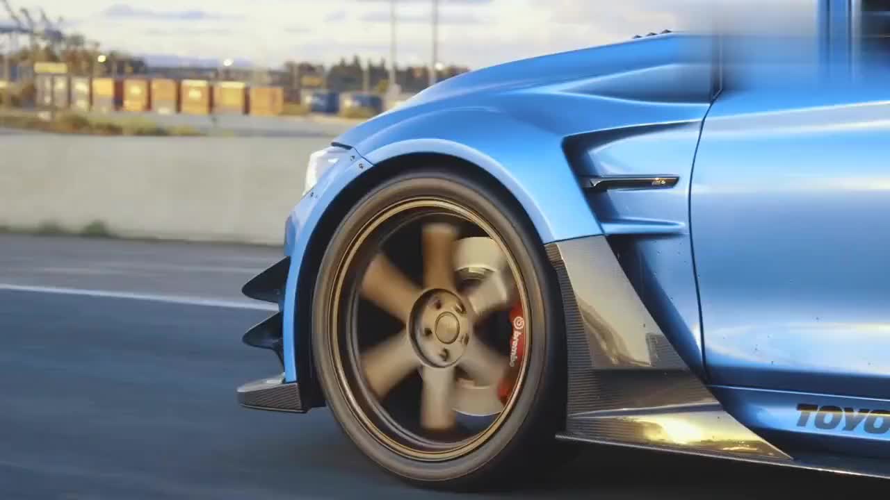 宽体的大尾翼加上te37轮毂,这m4有着很足的战斗范儿!