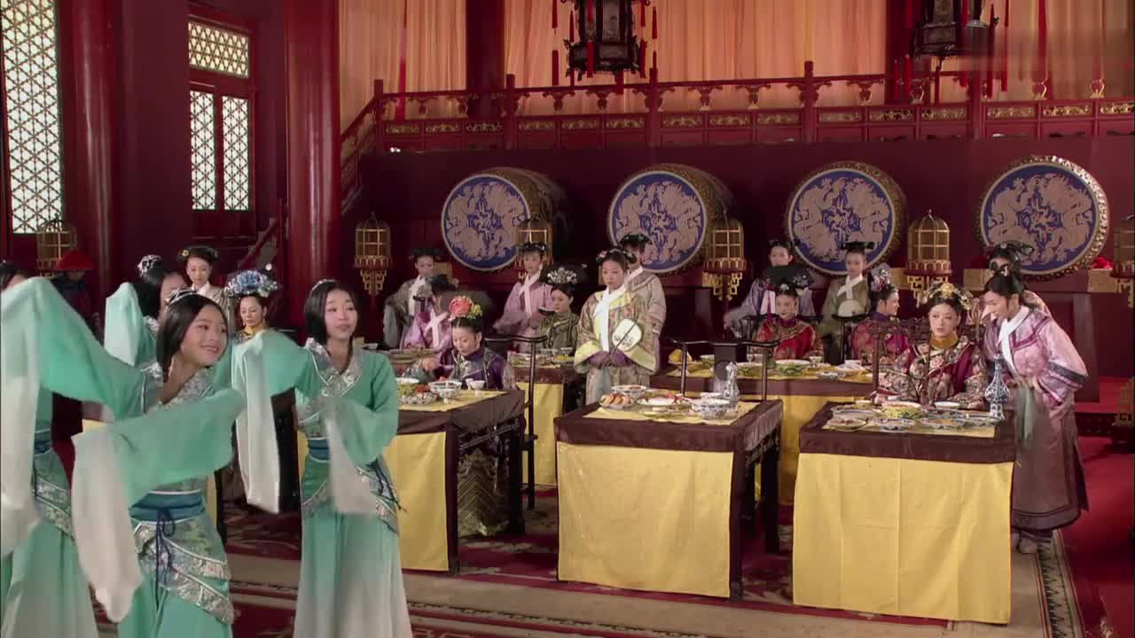 甄嬛传:大家参加宴席,果郡王却不给皇帝面子不逃席