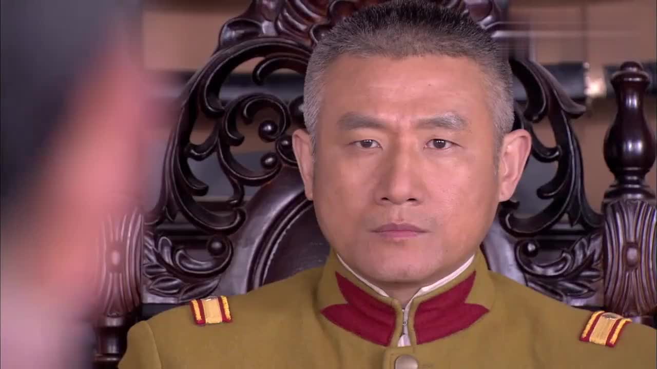 箭在弦上:竹木终于把目标对准了荣石,和手下一起商量