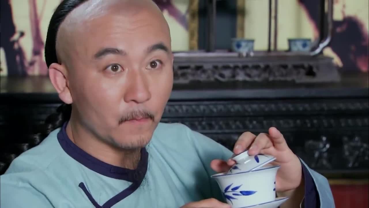 郑板桥给巡抚大人回礼一箱三千两结果把巡抚气坏了