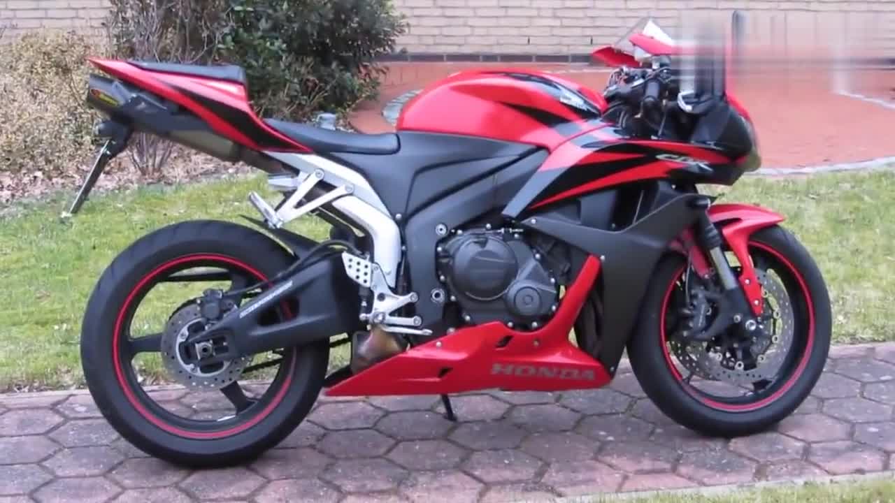 出了名耐造的大排量摩托车本田f5声音是真好听