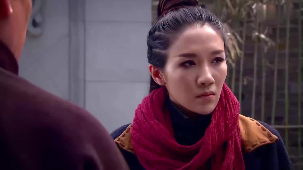 龙鼎风云女孩上门来谈事竟把人家的女儿打了一顿真是过分