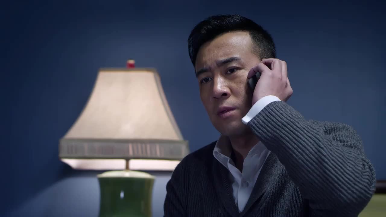 下一站婚姻龚总秋千玩的开心小轩在冷风地里一直等