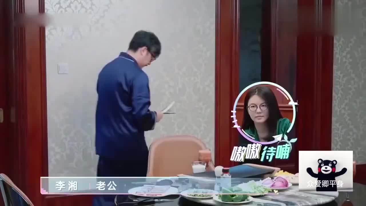 富豪明星早餐对比，看了李湘和黄圣依，果然是我想象不到的