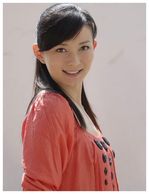 两度上春晚的刘敏,新戏演关晓彤姑姑被吐槽老,年轻时却美成这样