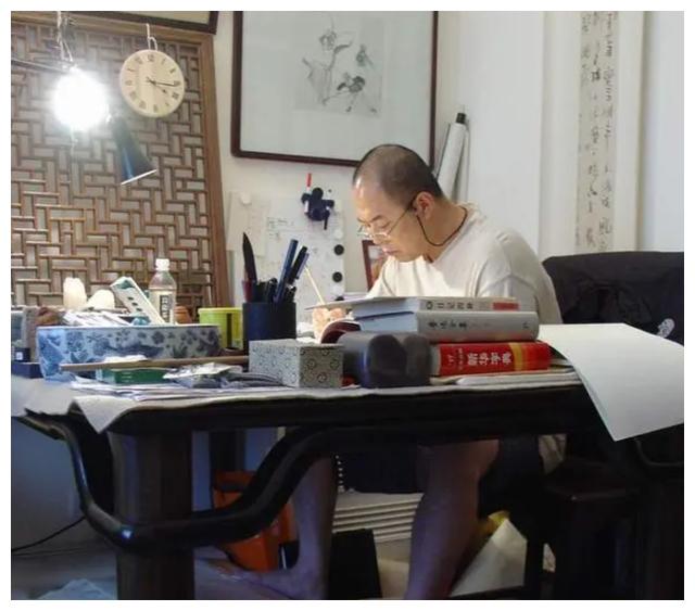 带你参观张铁林的家现实中很节俭朴素跟剧中的皇帝是两码事