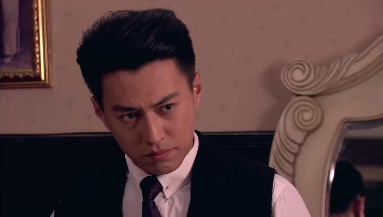 箭在弦上荣石看着照片将一航又翻拍了出来